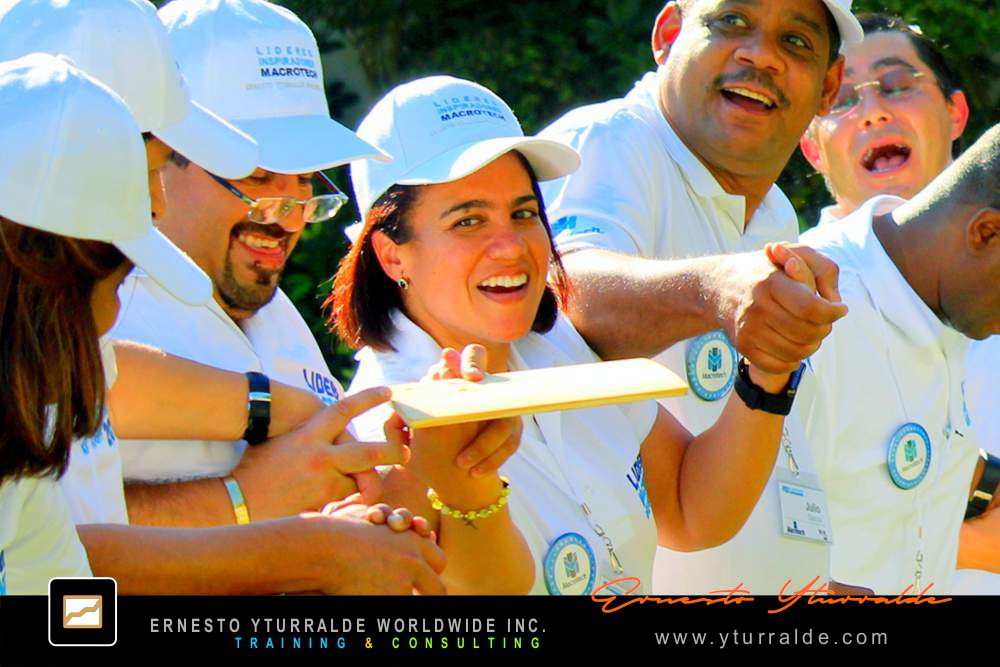 Talleres de Cuerdas República Dominicana - Team Building Corporativo para desarrollar equipos de trabajo